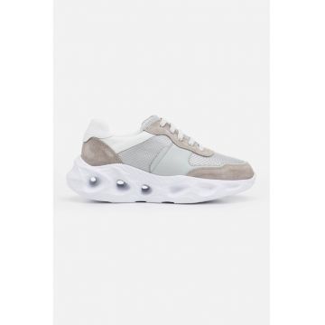 Pantofi sport cu detalii de piele si piele intoarsa