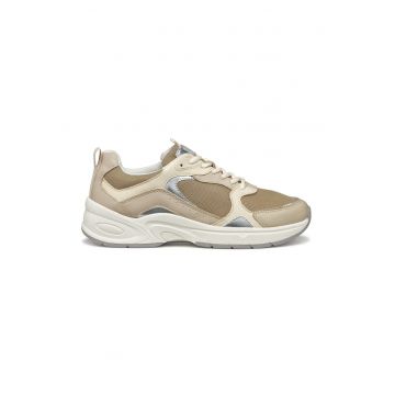 Pantofi sport cu insertii de plasa