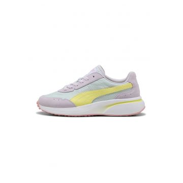 Pantofi sport cu detalii de piele intoarsa