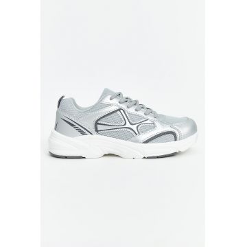 Pantofi sport cu model si sireturi