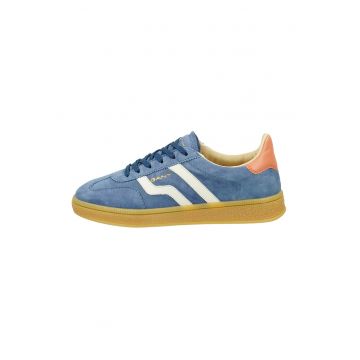 Pantofi sport de piele intoarsa cu detalii contrastante