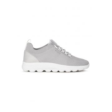 Pantofi sport din plasa tricotata cu detaliu de piele