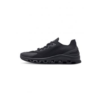 Pantofi sport slip-on cu segmente din material sintetic