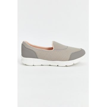 Pantofi sport slip-on din material textil cu garnituri de piele ecologica