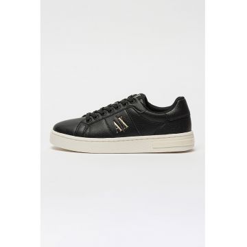 Pantofi sport de piele ecologica cu logo lateral