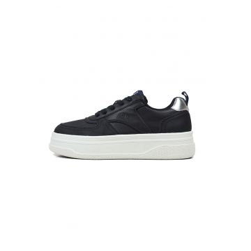 Pantofi sport de piele ecologica in doua nuante