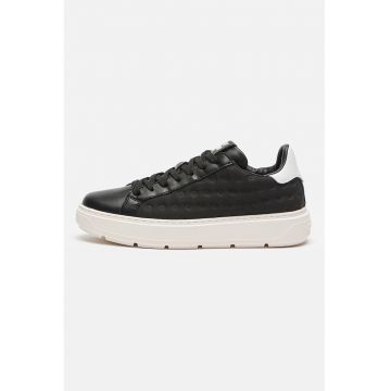 Pantofi sport de piele si material textil cu inimi stantate