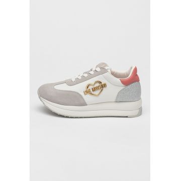 Pantofi sport low-cut cu logo si garnituri din piele intoarsa